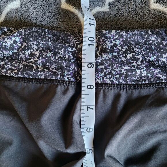 Lululemon Run Speed Shorts 6 Stretchy Lined Black Rocky Sand Dune Toothpaste - Picture 4 of 10